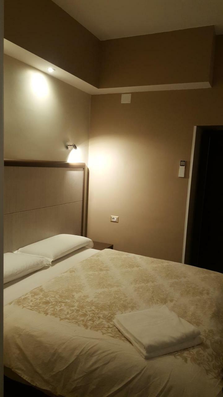 Candia Rooms Рим Экстерьер фото